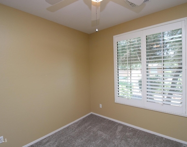 42550 W Candyland Place - Photo Thumbnail 5