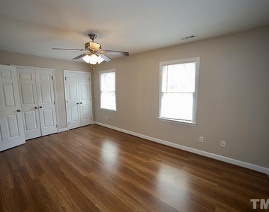 456 Carolina Avenue, Raleigh Nc 27606 - Photo Thumbnail 8