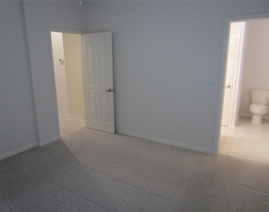 3432 Lonzalo Way - Photo Thumbnail 23