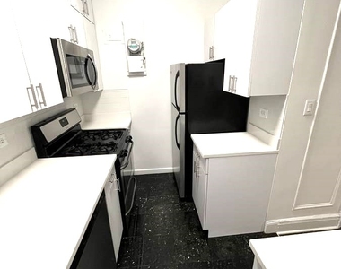 71 West 12th Street - Photo Thumbnail 6