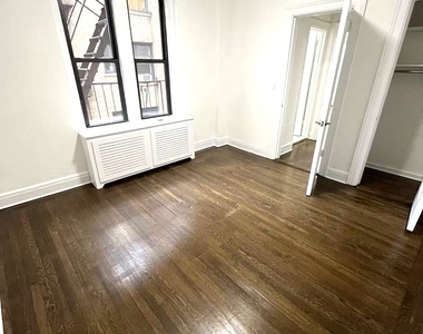 71 West 12th Street - Photo Thumbnail 9
