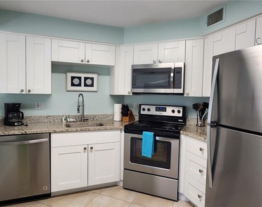 1515 Pinellas Bayway S - Photo Thumbnail 7