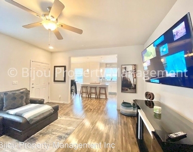 495 Eclipse Dr - Photo Thumbnail 11