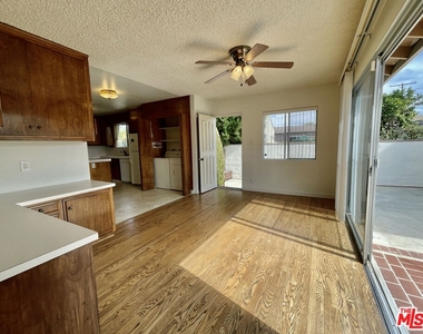 6548 W 80th Pl - Photo Thumbnail 12