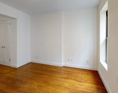 218 East 89th Street - Photo Thumbnail 5