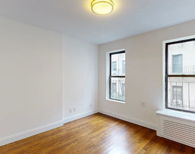 218 East 89th Street - Photo Thumbnail 3