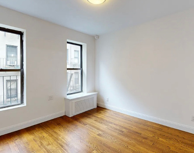 218 East 89th Street - Photo Thumbnail 4