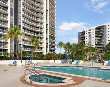 3600 Yacht Club Dr - Photo Thumbnail 29