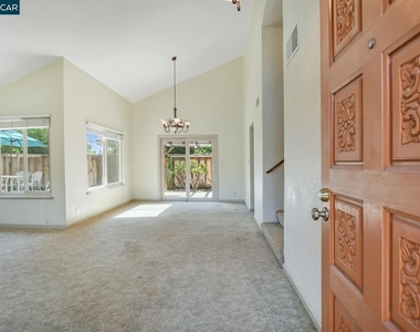 2160 Blackrock Pl - Photo Thumbnail 2