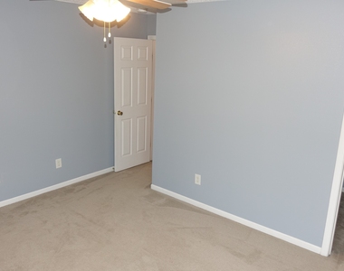 8160 Whitham Drive - Photo Thumbnail 41