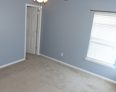 8160 Whitham Drive - Photo Thumbnail 40