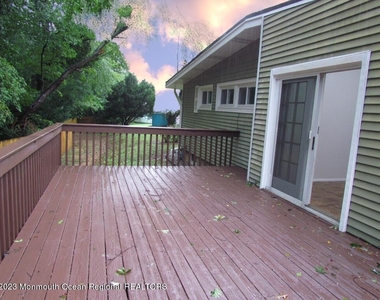 148 Parkview Terrace - Photo Thumbnail 12