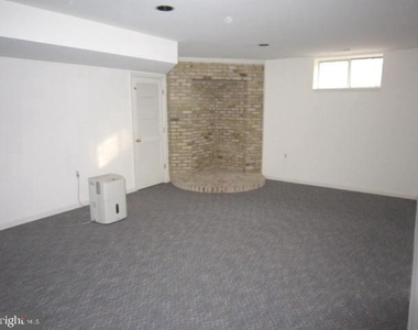 12004 Bernard Dr - Photo Thumbnail 11