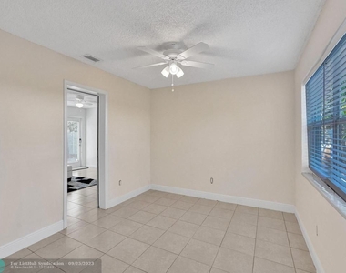 4422 Seagrape Dr - Photo Thumbnail 24