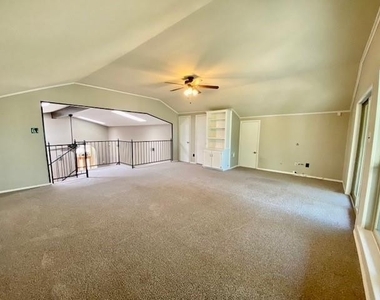 1117 Sunset Drive - Photo Thumbnail 15