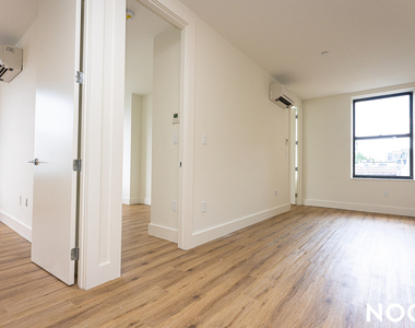 119 Eagle Street - Photo Thumbnail 2