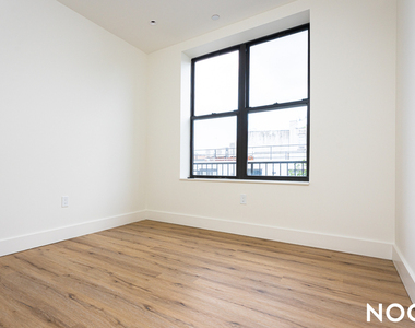 119 Eagle Street - Photo Thumbnail 3