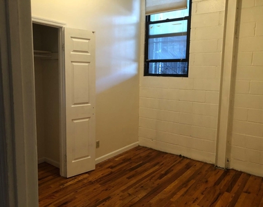435 Broadway - Photo Thumbnail 6