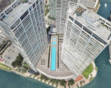 485 Brickell Ave - Photo Thumbnail 47