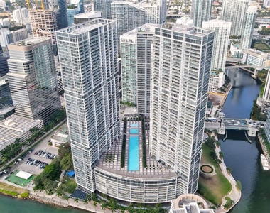 485 Brickell Ave - Photo Thumbnail 48