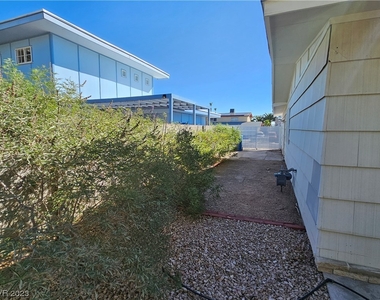 316 Redstone Street - Photo Thumbnail 21