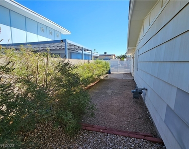 316 Redstone Street - Photo Thumbnail 28