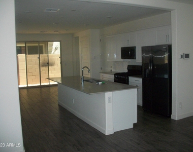 751 N Abalone Court - Photo Thumbnail 5