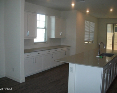 751 N Abalone Court - Photo Thumbnail 24