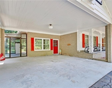 5095 Trimble Road - Photo Thumbnail 6