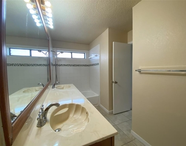 2321 Angel Fire Drive - Photo Thumbnail 18