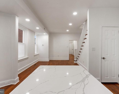 6317 Torresdale Ave - Photo Thumbnail 19