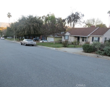 1220 Orange Grove Avenue - Photo Thumbnail 6