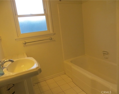 1220 Orange Grove Avenue - Photo Thumbnail 29