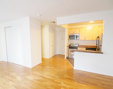 241 East 86th Street - Photo Thumbnail 8
