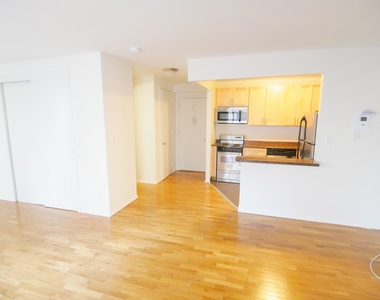 241 East 86th Street - Photo Thumbnail 7