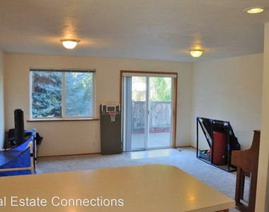 3470 Walton Lane - Photo Thumbnail 3