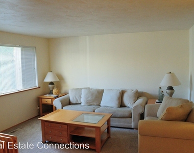 3470 Walton Lane - Photo Thumbnail 4