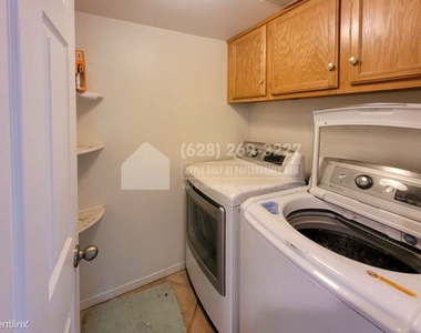 984 E Muncie Ave - Photo Thumbnail 10