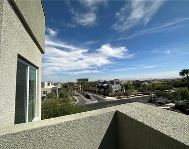 11453 Vibrant Heights Drive - Photo Thumbnail 17