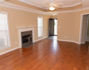 1504 Hallwood Lane - Photo Thumbnail 10