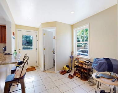 769 Ardmore Avenue - Photo Thumbnail 16