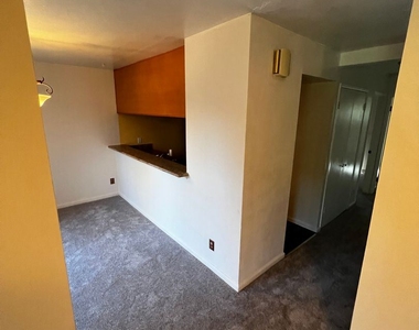 1455 Latour Lane Unit 20 - Photo Thumbnail 10