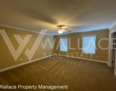 655 Yorkland Way - Photo Thumbnail 10