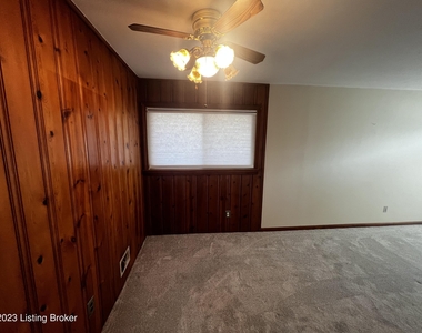 6005 Applegate Ln - Photo Thumbnail 8