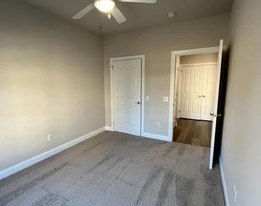 1324 West Chester Pike - Photo Thumbnail 25