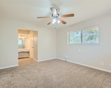 1525 Bardfield Avenue - Photo Thumbnail 9