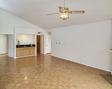 10641 Kinnard Ave - Photo Thumbnail 4