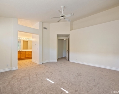 554 N Pageant Drive - Photo Thumbnail 20