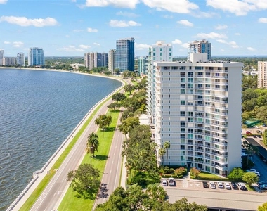 2611 Bayshore Boulevard - Photo Thumbnail 42