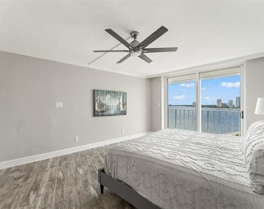 2611 Bayshore Boulevard - Photo Thumbnail 29